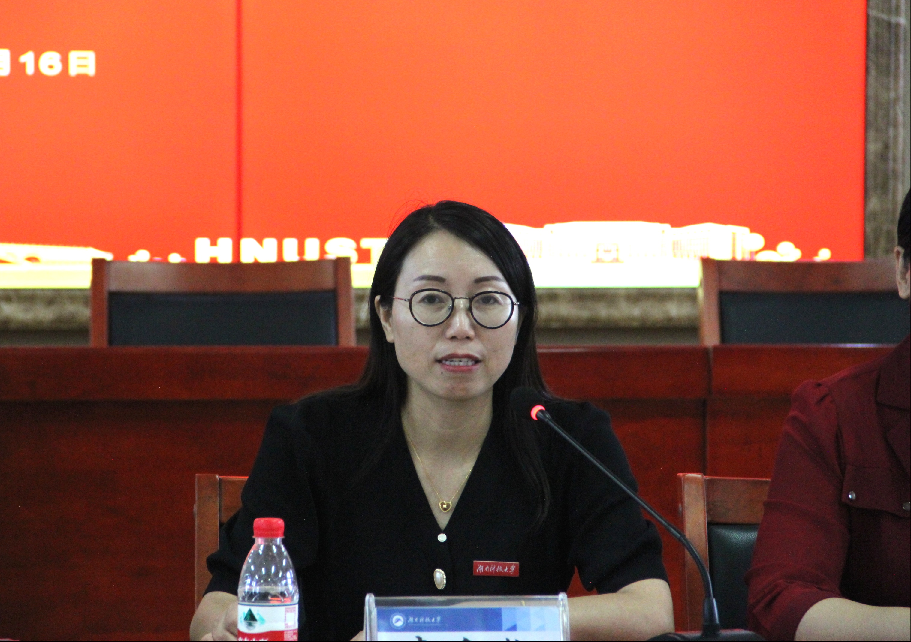李冬梅经理讲话.jpg